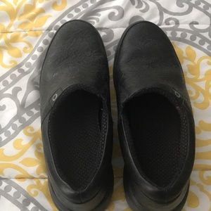 Slip resistant shoes.
